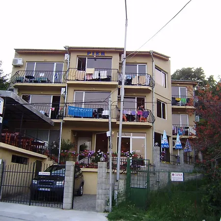 호텔 Family Pier 3*