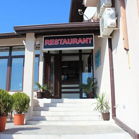 호텔 Family Pier 3*