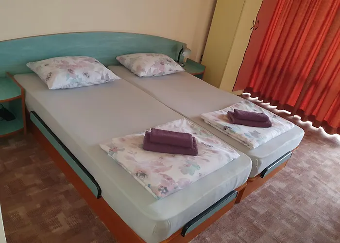 فندق Family Piter غولدن ساندز