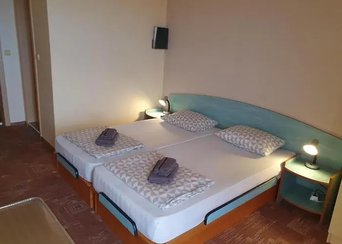 Family Piter 3* غولدن ساندز