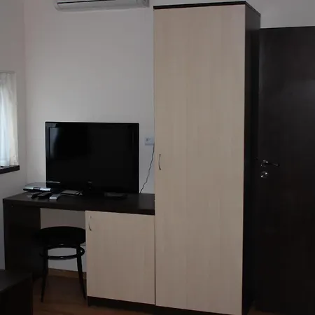 Family Pier Golden Sands