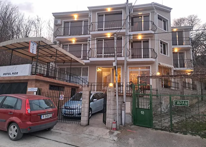 Family Pier מלון גולדן סנדס