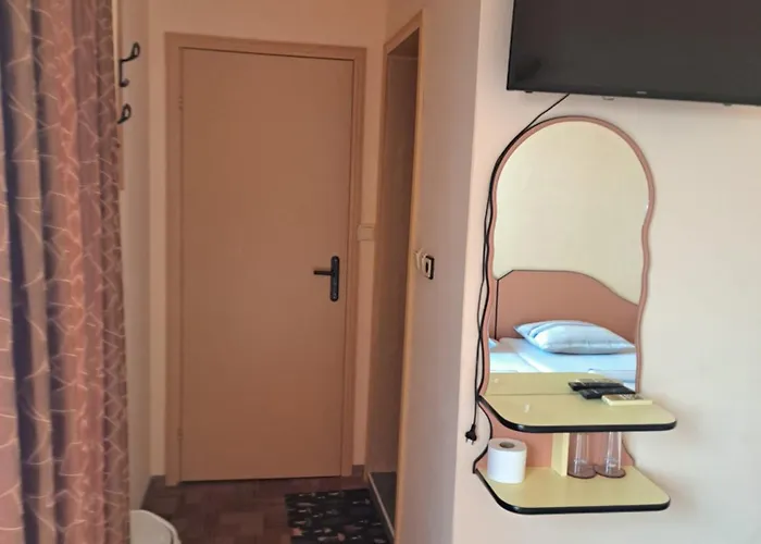 Family Pier מלון גולדן סנדס